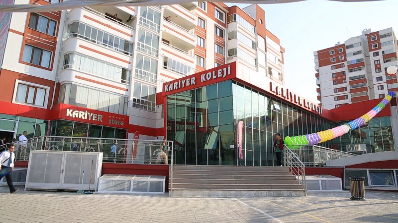 Kariyer Koleji Ortaokulu Gİriş